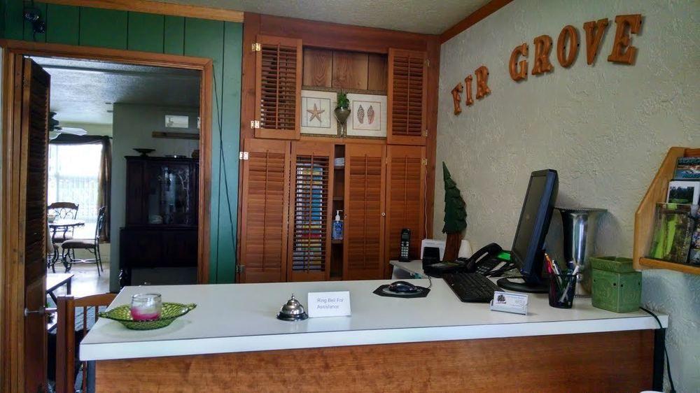 Fir Grove Motel Рийдспорт Екстериор снимка